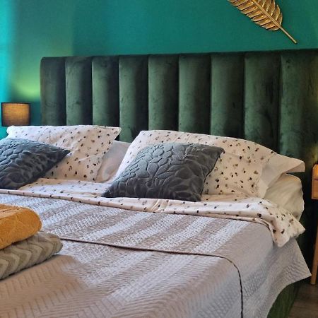 Apartment In The Smallest Town In The World Hum 외부 사진
